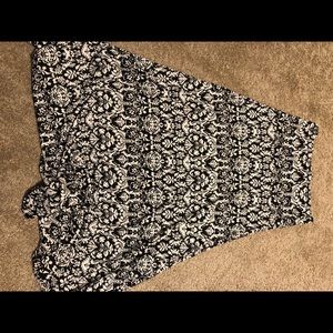 Lularoe Large Maxi Black and White